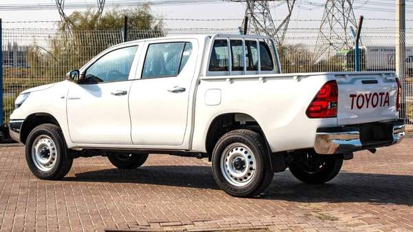 Toyota Hilux TOYOTA HILUX BASIC OPTION 2024 V4 DIESEL 2.4L