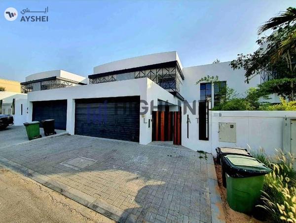 Unmatched Luxury 4-Bedroom Villa Near Kite Beach