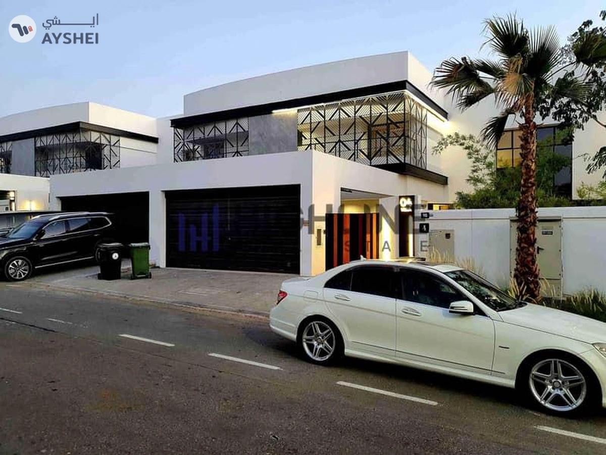 Unmatched Luxury 4-Bedroom Villa Near Kite Beach-20-20