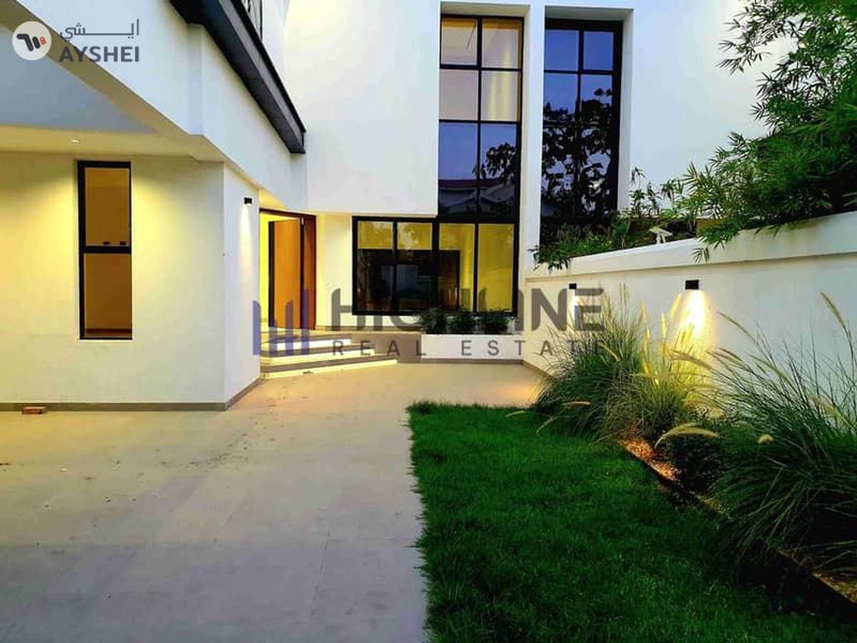 Unmatched Luxury 4-Bedroom Villa Near Kite Beach-22-22
