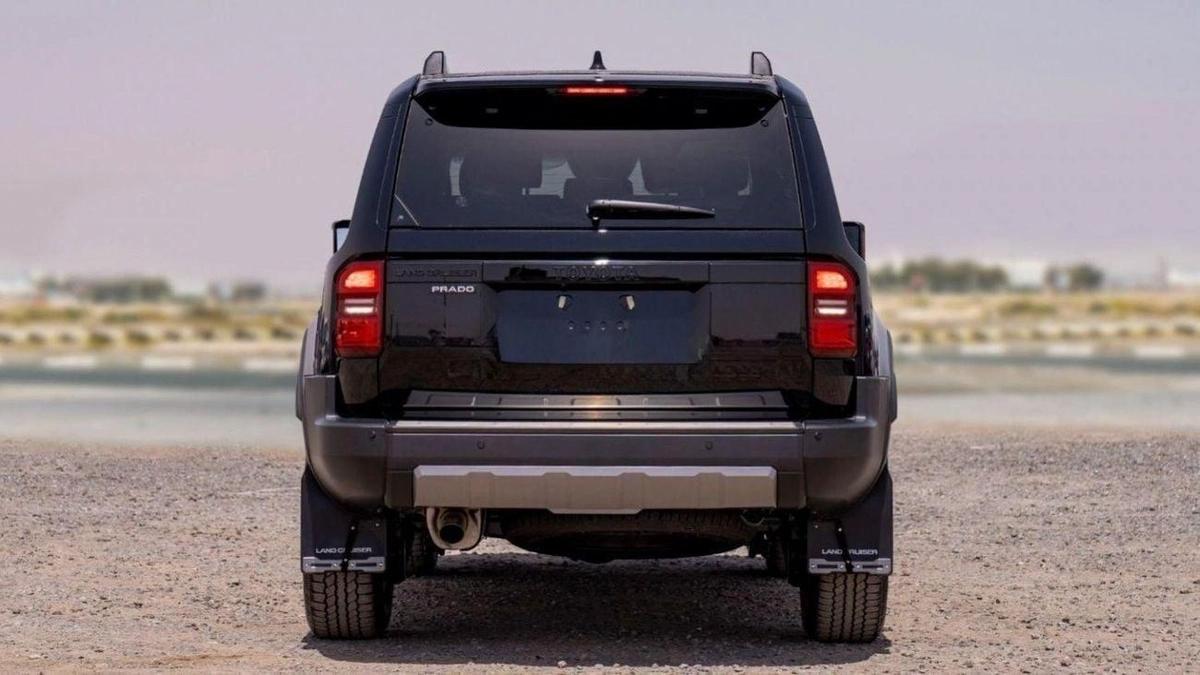Toyota Prado 250 WX+ LUXURY 2.8D AT MY2025 - BLACK-4-4