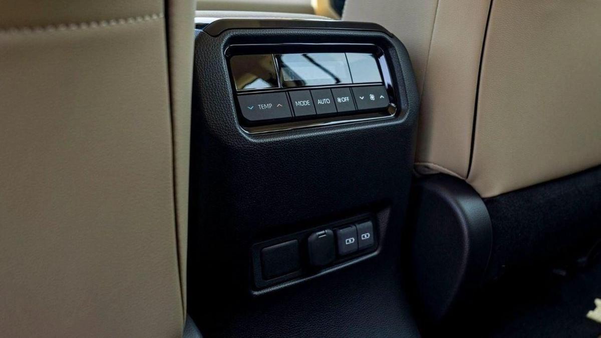 Toyota Prado 250 TXL 2.8D AT MY2025 - BRONZE-11-11