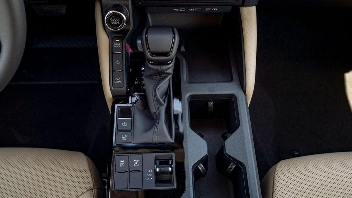 Toyota Prado 250 TXL 2.8D AT MY2025 - BRONZE-13-13