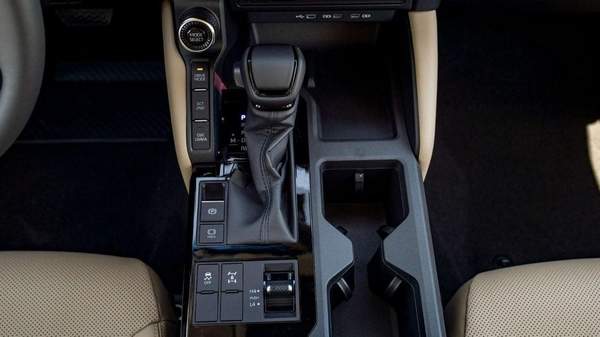 Toyota Prado 250 TXL 2.8D AT MY2025 - BRONZE