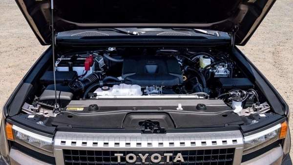 Toyota Prado 250 TXL 2.8D AT MY2025 - BRONZE