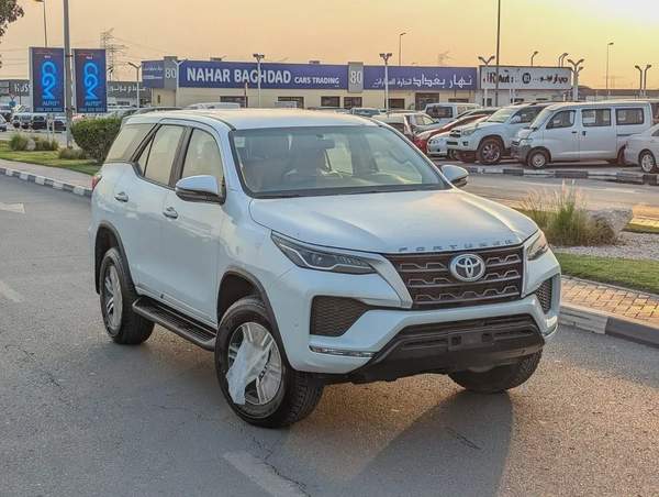 TOYOTA FORTUNER 2023 BRAND NEW GCC V4 2.7L