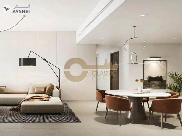 Authentic Resale | Near Metro | Generous Space