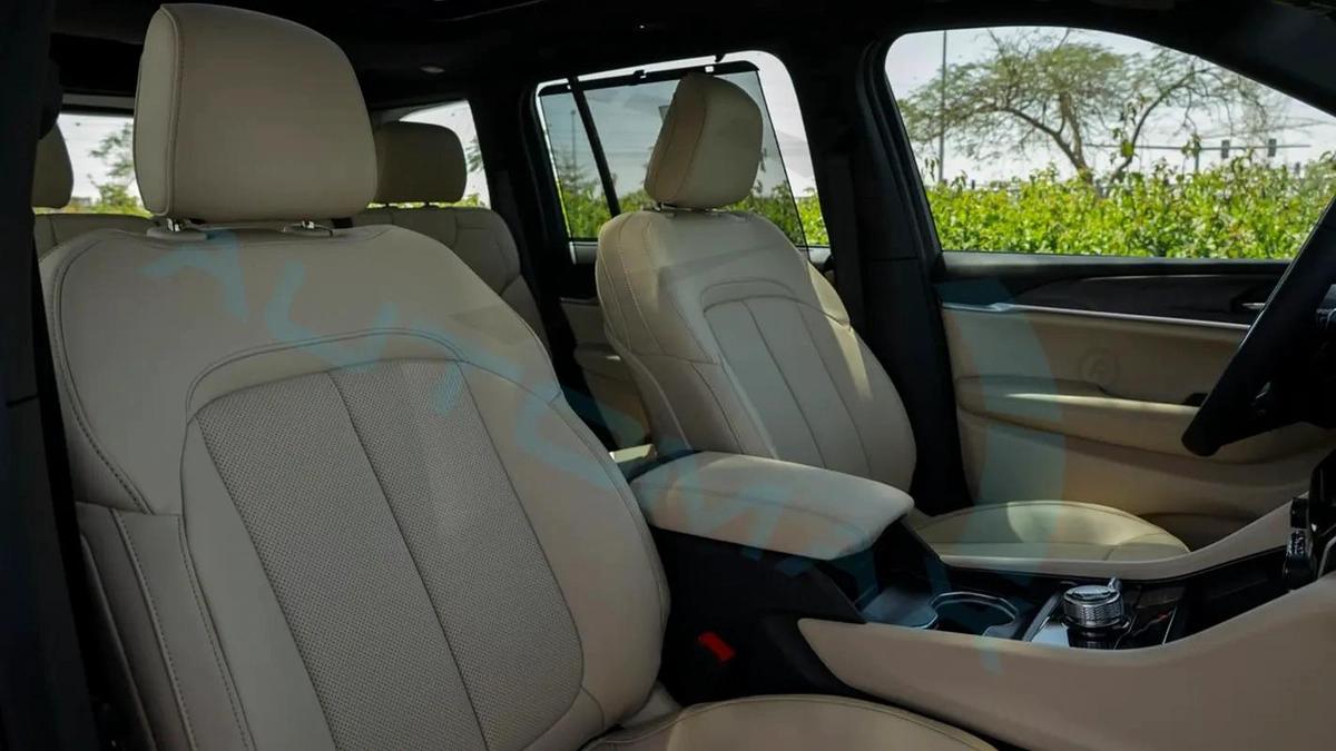 2025 JEEP GRAND CHEROKEE LIMITED PLUS GCC 0Km With 3 Yrs or 60K Km Warranty @Official Dealer-15-15