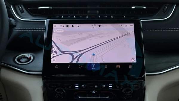 2025 JEEP GRAND CHEROKEE LIMITED PLUS GCC 0Km With 3 Yrs or 60K Km Warranty @Official Dealer