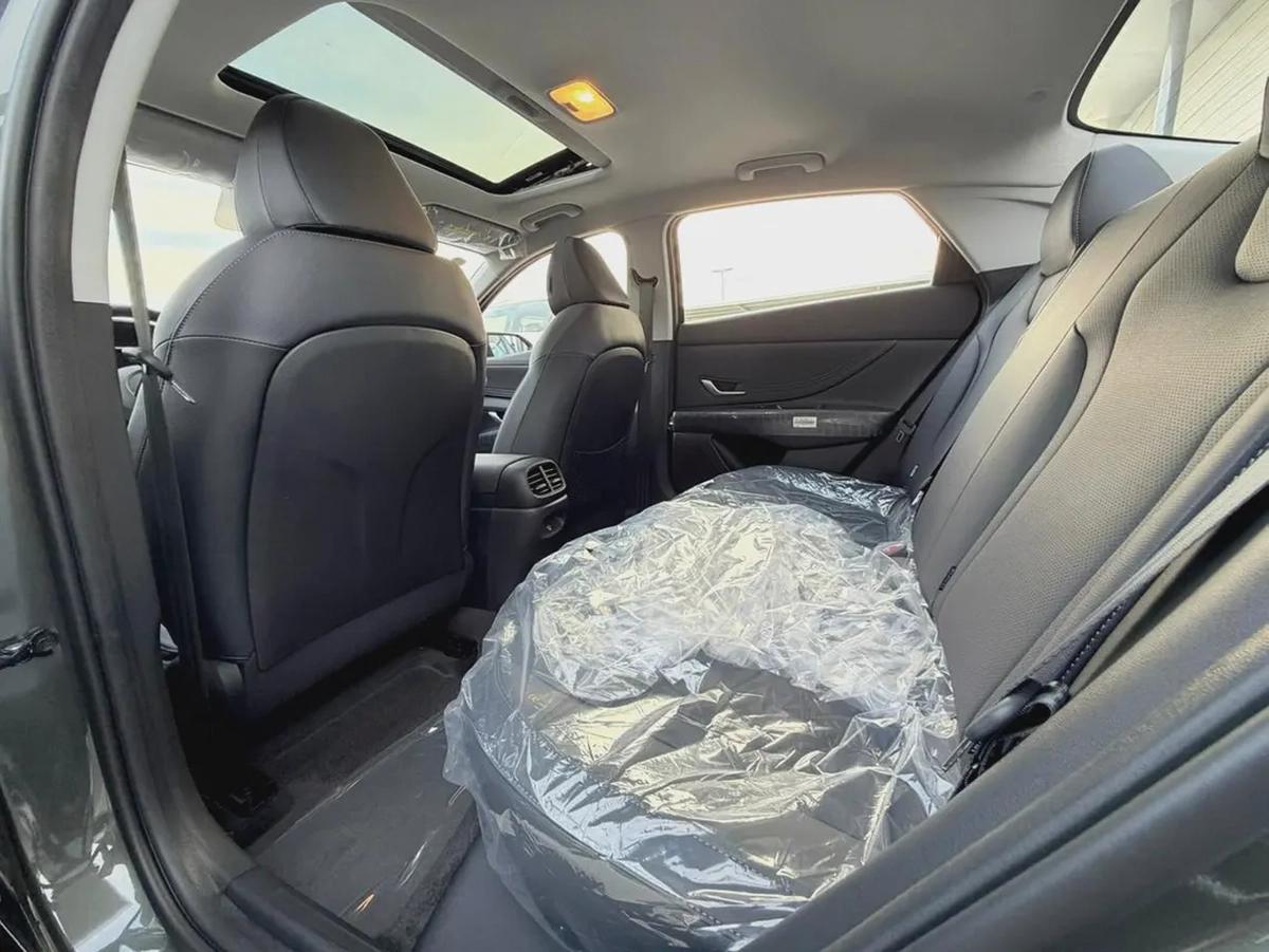2025 Hyundai Elantra 1.5L Comfort / Chinese Specs-12-12