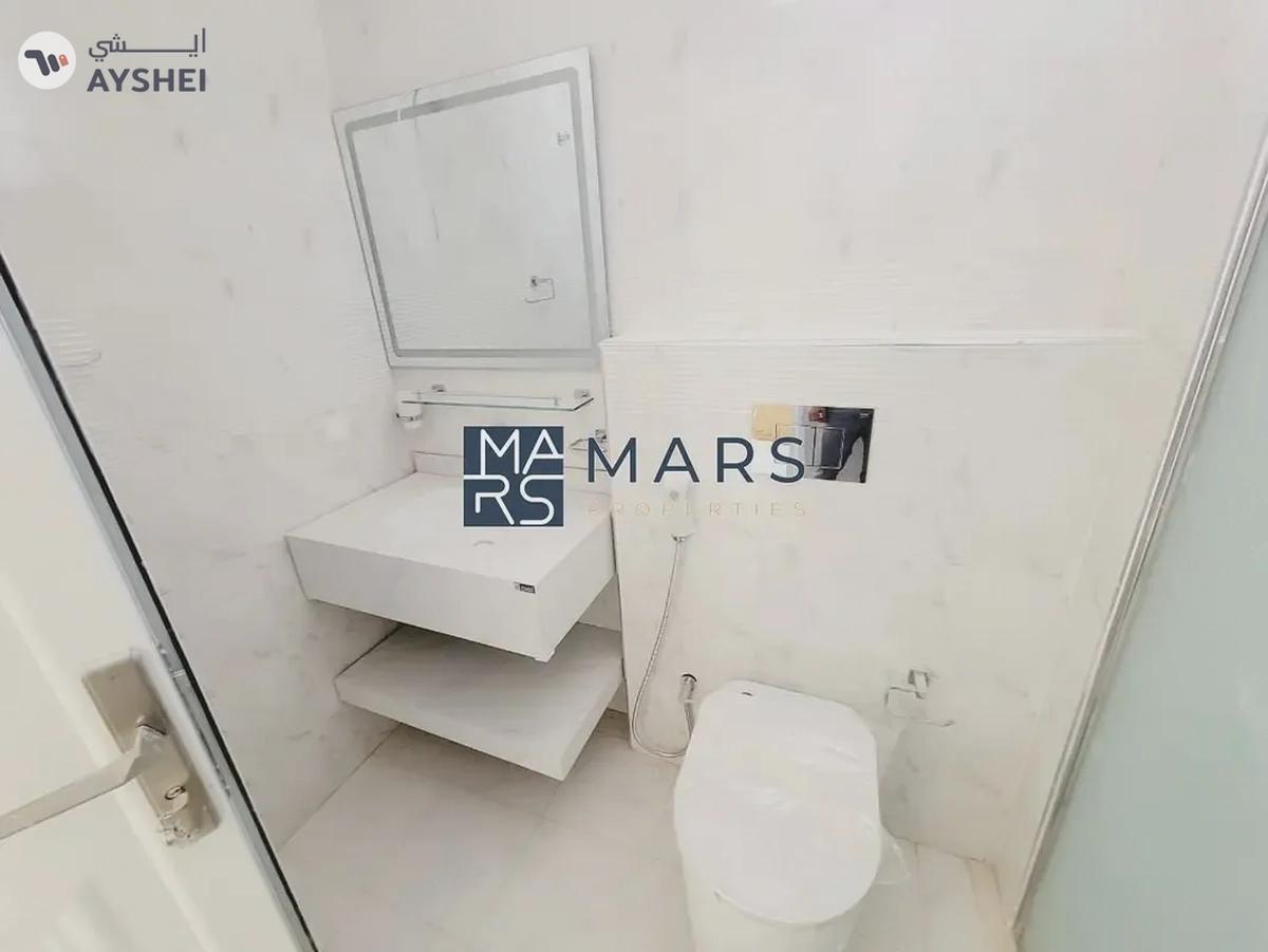 Corner Villa | Modren Finishing| Ready To Move-16-16