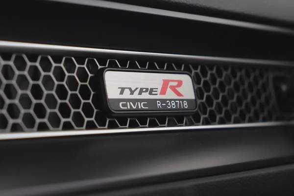 4,419 AED / 60 month’s | 0% DP | 2025 Honda Civic Type R / Honda Warranty