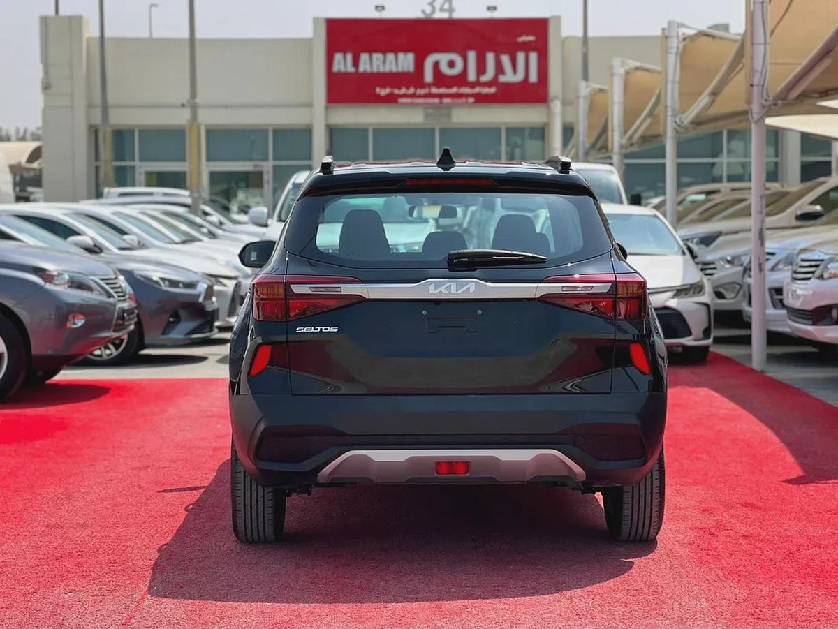 2023 Kia Seltos | V4, 1.6L | GCC | Seats | Ref#998-4-4