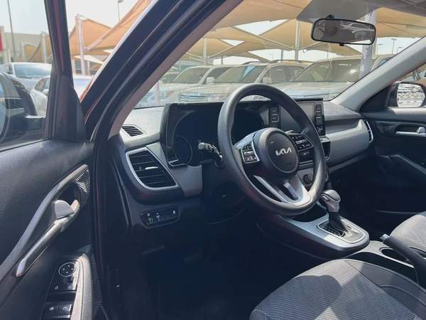 2023 Kia Seltos | V4, 1.6L | GCC | Seats | Ref#998