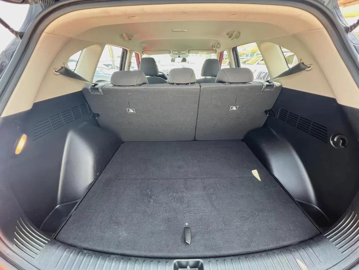 2023 Kia Seltos | V4, 1.6L | GCC | Seats | Ref#998-14-14