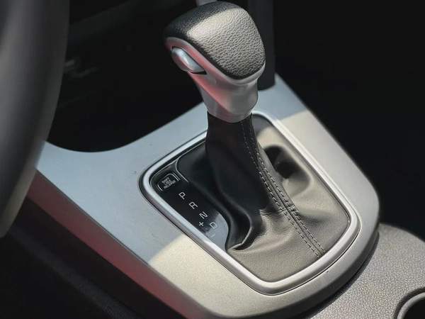 2023 Kia Seltos | V4, 1.6L | GCC | Seats | Ref#998