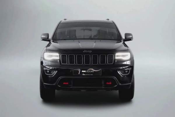 1,744 AED / 60 months | 0% DP | 2019 Jeep Grand Cherokee Trailhawk