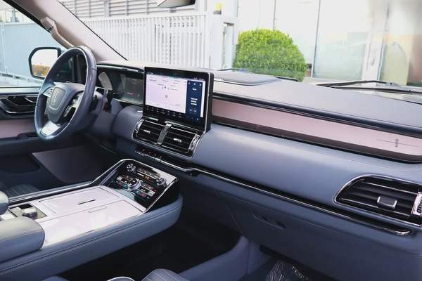 Lincoln Navigator Presidential 2023 – GCC Specification - Under Warranty Until 2028