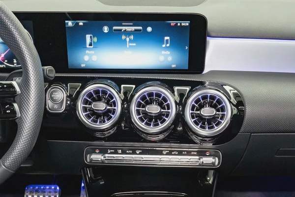 0% Downpayment | Mercedes-Benz Warranty and Service Package | AED 2,156 P/M