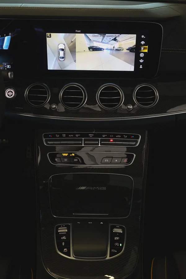 Mercedes-Benz AMG E63 S 2021 SPECIAL ORDER -40000 KM-GCC SPECS-UNDER WARRANTY-FULL SERVICE HISTORY