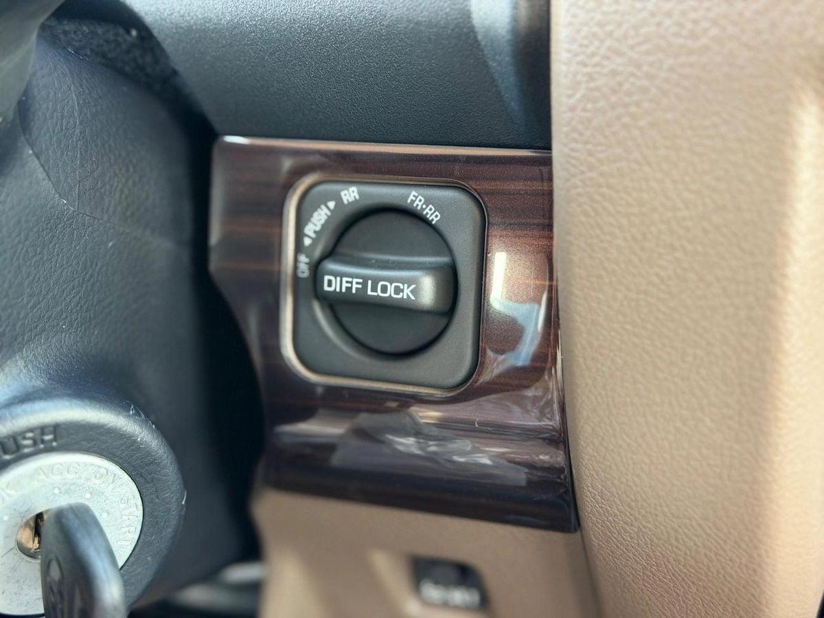 Toyota Land Cruiser Pick Up Toyota Land Cruiser LC79 DC Full option Oman spec 2026-11-11