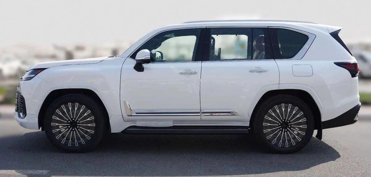 Lexus LX 700h LX700H VIP full option-4-4