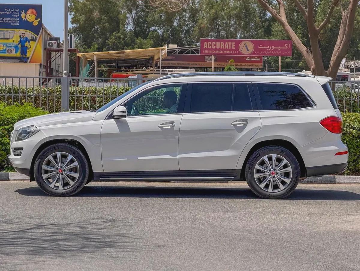 Mercedes-Benz GL 500 4MATIC 2014 - GCC Specs - Excellent Condition-2-2