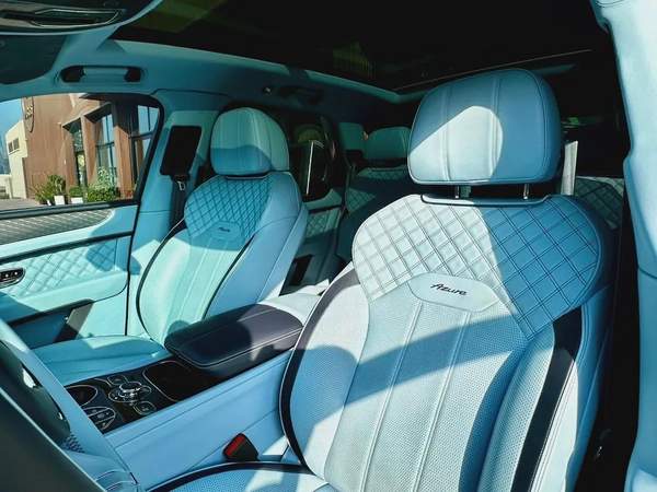 2023 Bentley Bentayga Azure | GCC Specs | Dealership Warranty | Fully Loaded | Crypto Friendly