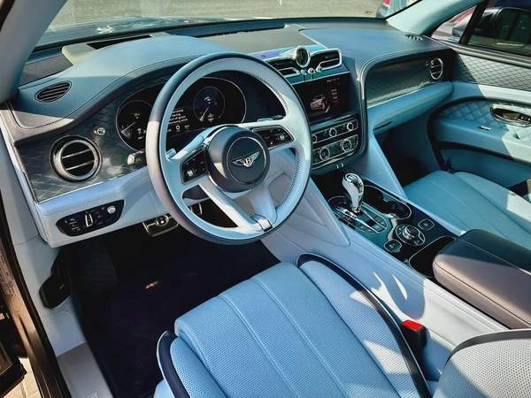 2023 Bentley Bentayga Azure | GCC Specs | Dealership Warranty | Fully Loaded | Crypto Friendly