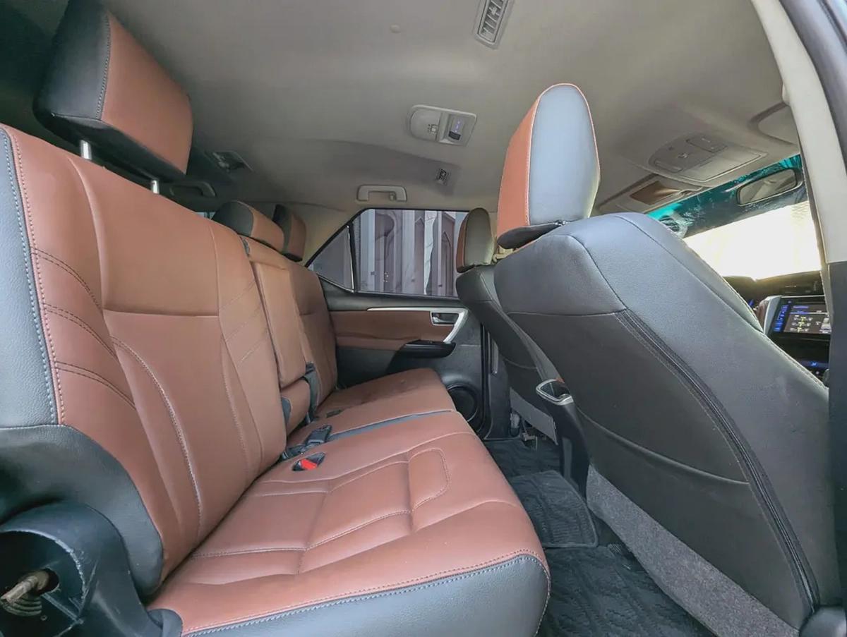 TOYOTA FORTUNER 2017 FACELIFTED 2025 GXR V6 4.0L GCC IN EXCELLENT CONDITION-3-3