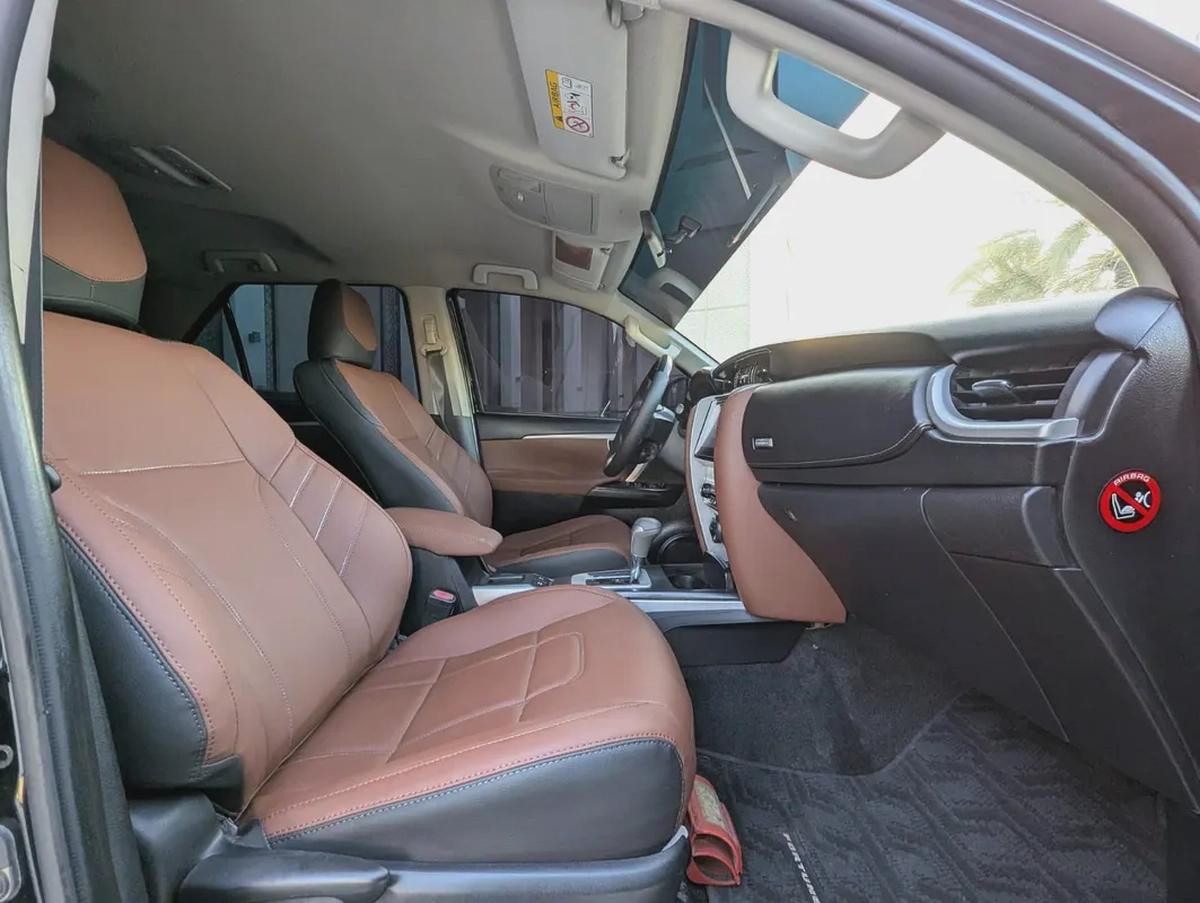 TOYOTA FORTUNER 2017 FACELIFTED 2025 GXR V6 4.0L GCC IN EXCELLENT CONDITION-5-5