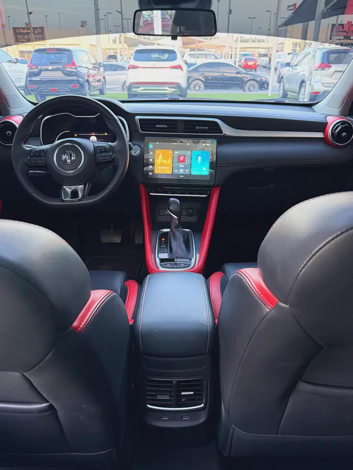 2024 MG ZS Trophy - GCC Specs - FREE ACCIDENT FAST OWNER FULL OPTION ORIGINAL PAINT FULL SERVICE CON-9-9