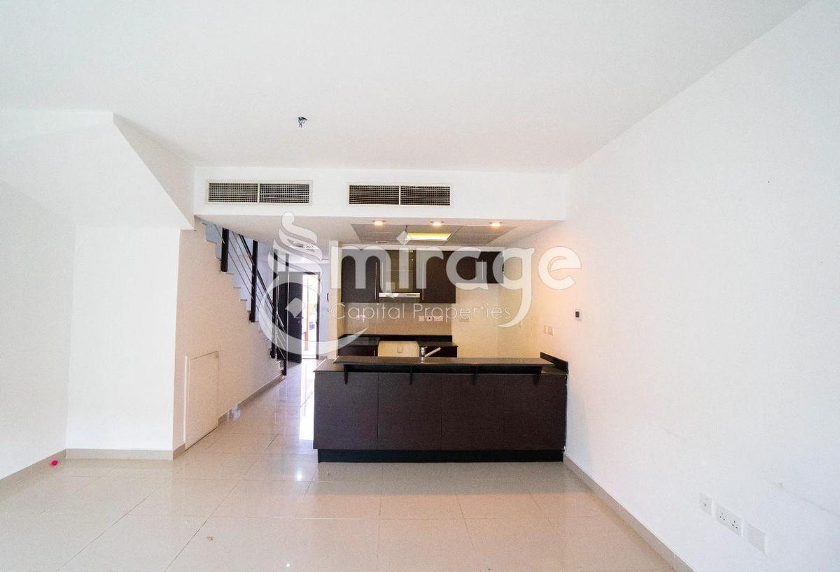 Modern Living | Spacious 2BR TH | Prime Area-7-7