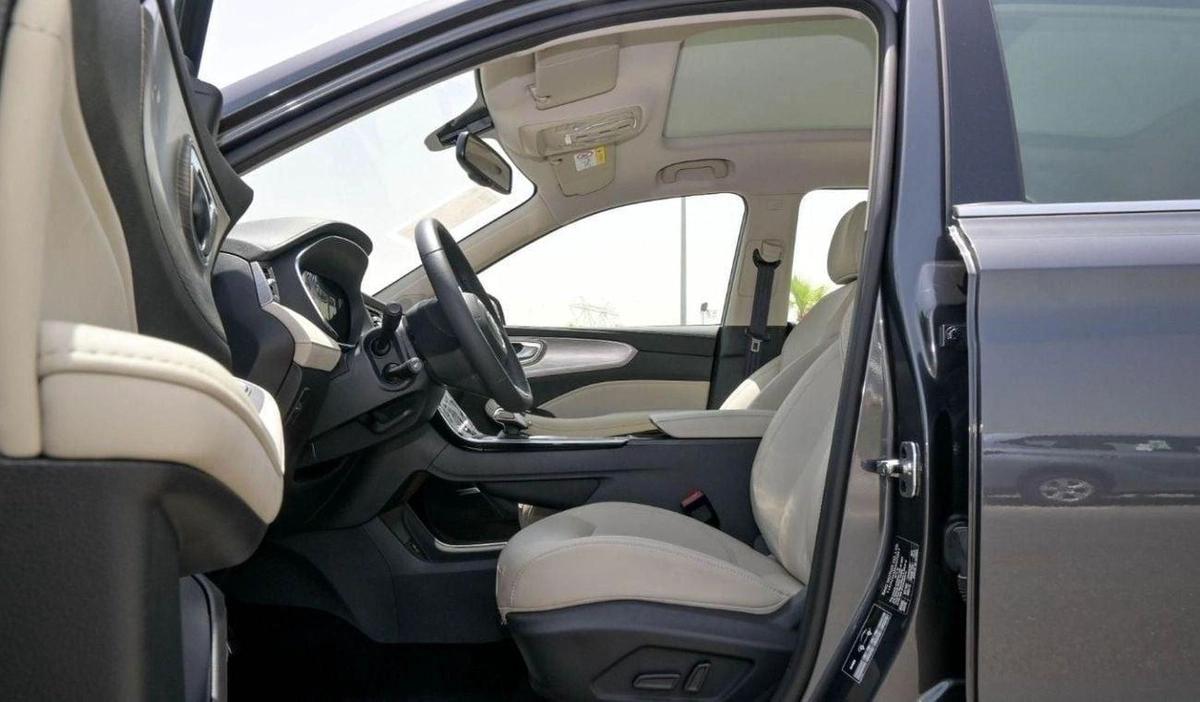 MG RX5 Brand New MG RX5 Plus Deluxe 2025 FOR EXPORT 1.5L A/T| Petrol | Grey/Beige |N-RX5-DEL-1.5-25|-10-10