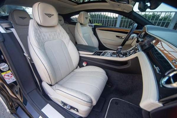 Bentley Continental GT 6.0L W12 (626 HP)