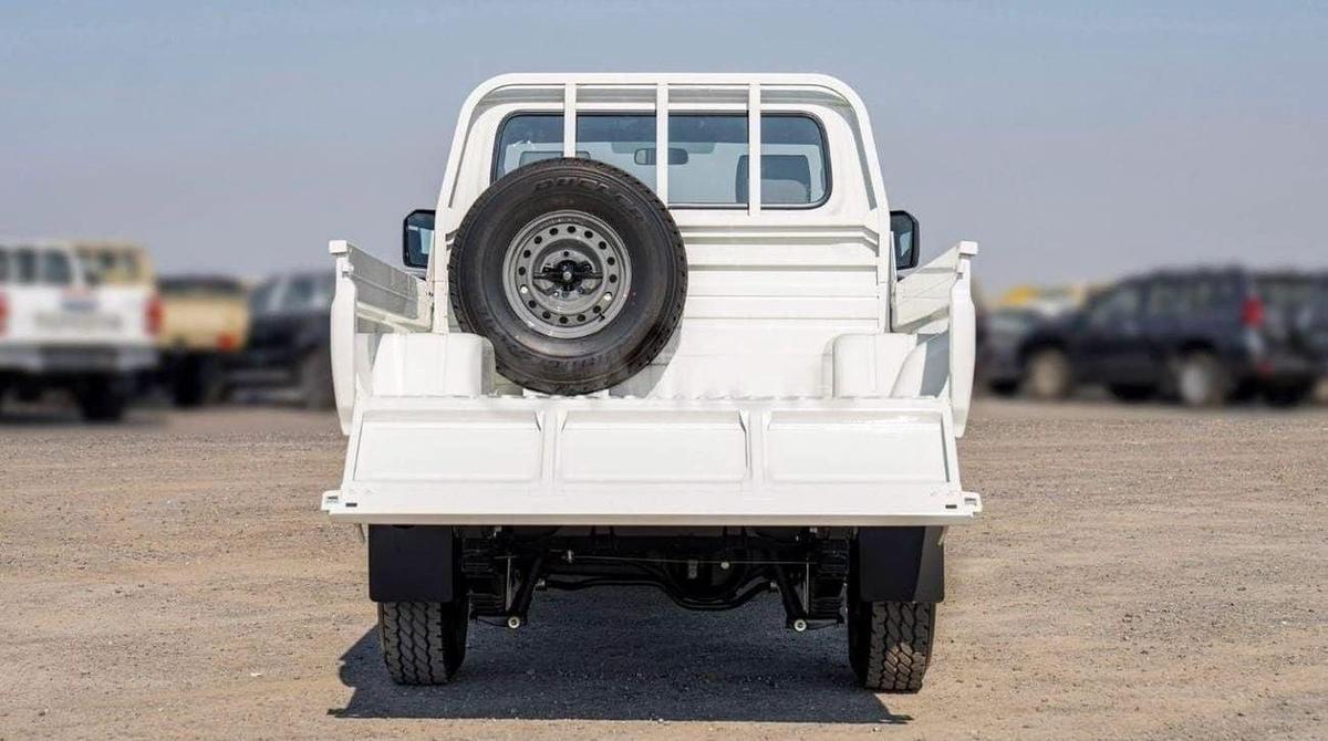 Toyota Land Cruiser Pick Up LC79 SC 4.2L V6 DIESEL 2025-8-8