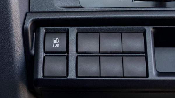 Toyota Land Cruiser Pick Up LC79 SC 4.2L V6 DIESEL 2025