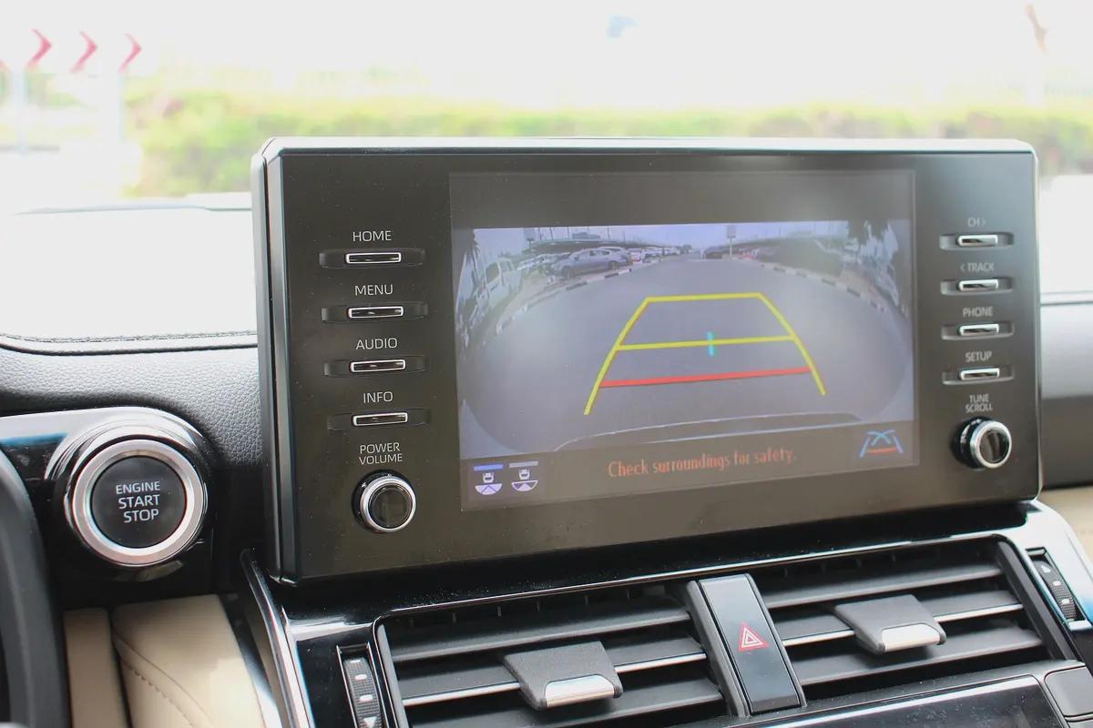2023 Toyota Land Cruiser GXR - GCC Specs-6-6
