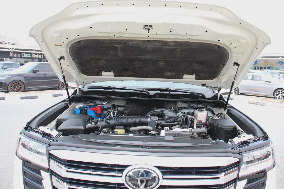 2023 Toyota Land Cruiser GXR - GCC Specs-16-16