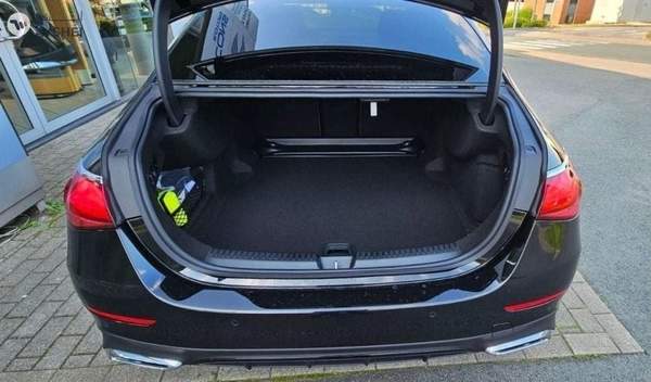 Mercedes-Benz E200 2.0L Premium Plus AMG LINE 2025 {Export}