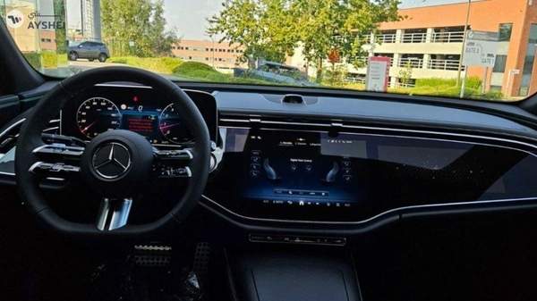 Mercedes-Benz E200 2.0L Premium Plus AMG LINE 2025 {Export}