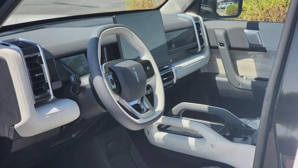 Chery iCAR EQ3 (White)