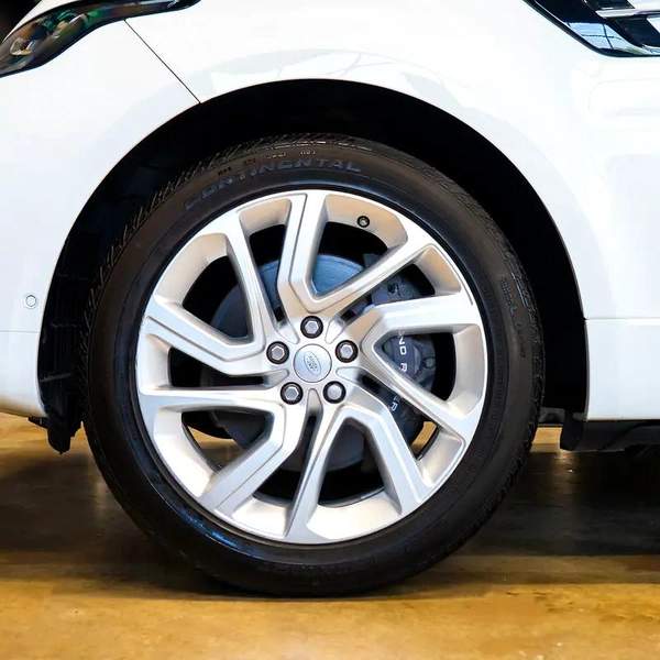 AED 1,915 pm• 0% Downpayment • Range Rover Sport HSE • 1 Year Warranty