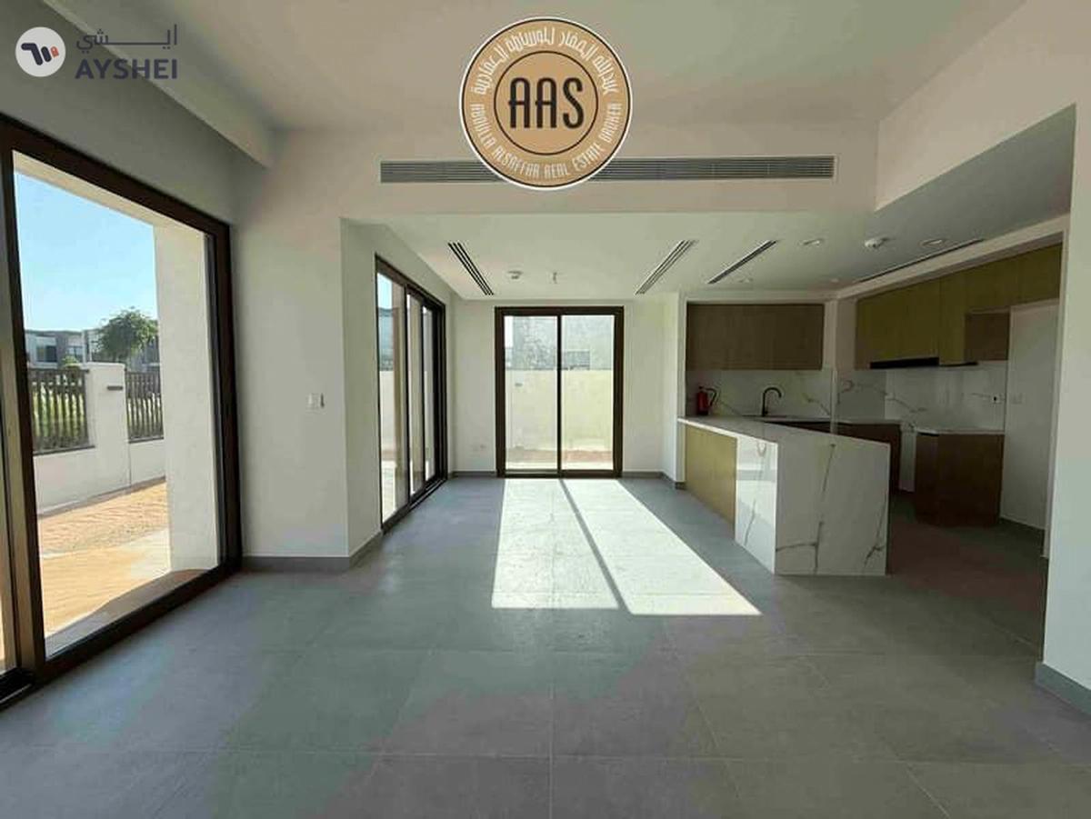 SINGLE ROW PARK FACING 4BR+MAID VILLA AVAILABLE FOR RENT-11-11