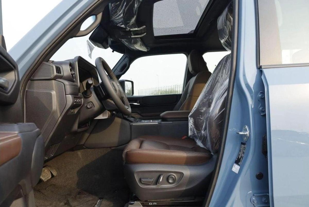Toyota Prado تويوتا برادو 2024 Prado Adventure 2.4L Petrol AT full option-13-13