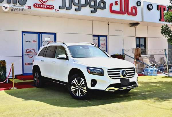 3700 Monthly American Specs Mercedes-Benz GLC 200 4Matic 2025 Model.