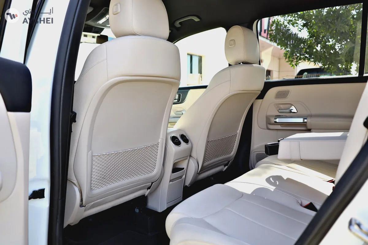 3700 Monthly American Specs Mercedes-Benz GLC 200 4Matic 2025 Model.-9-9