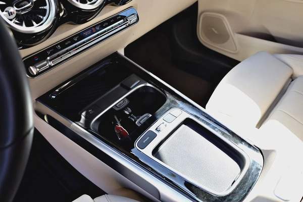 3700 Monthly American Specs Mercedes-Benz GLC 200 4Matic 2025 Model.