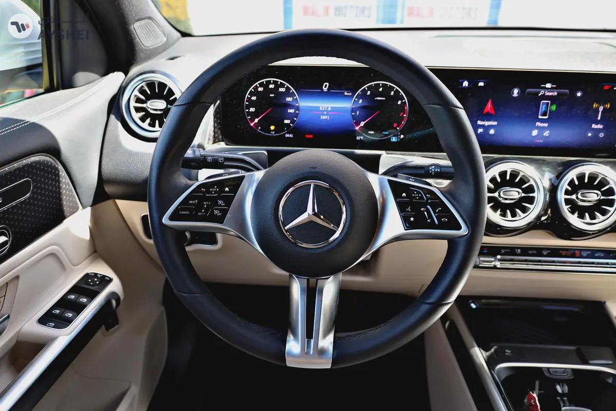 3700 Monthly American Specs Mercedes-Benz GLC 200 4Matic 2025 Model.-17-17