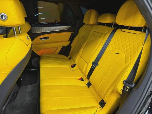 Bentley bentayga V8 S edition GCC 2022